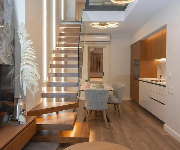 Adell Miramare Golden Loft