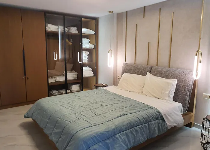 Adell Miramare Golden Loft
