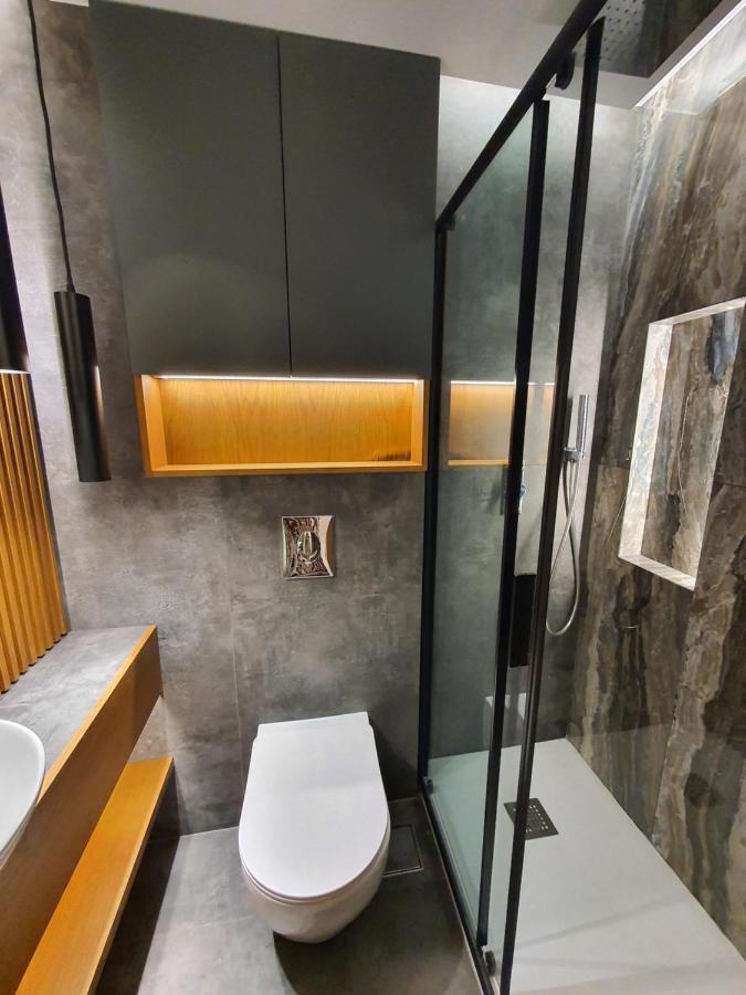 Adell Miramare Golden Loft