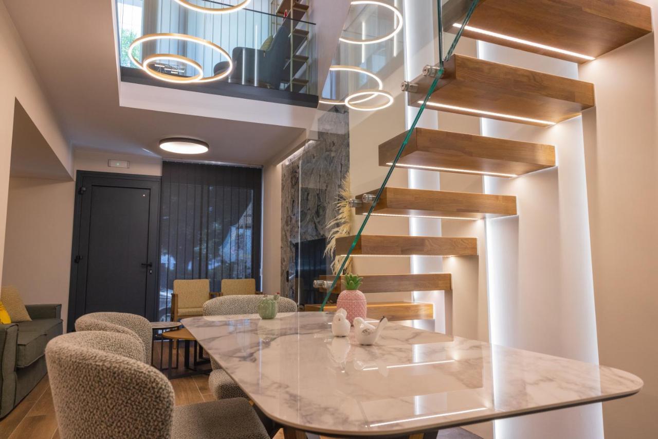 Adell Miramare Golden Loft *