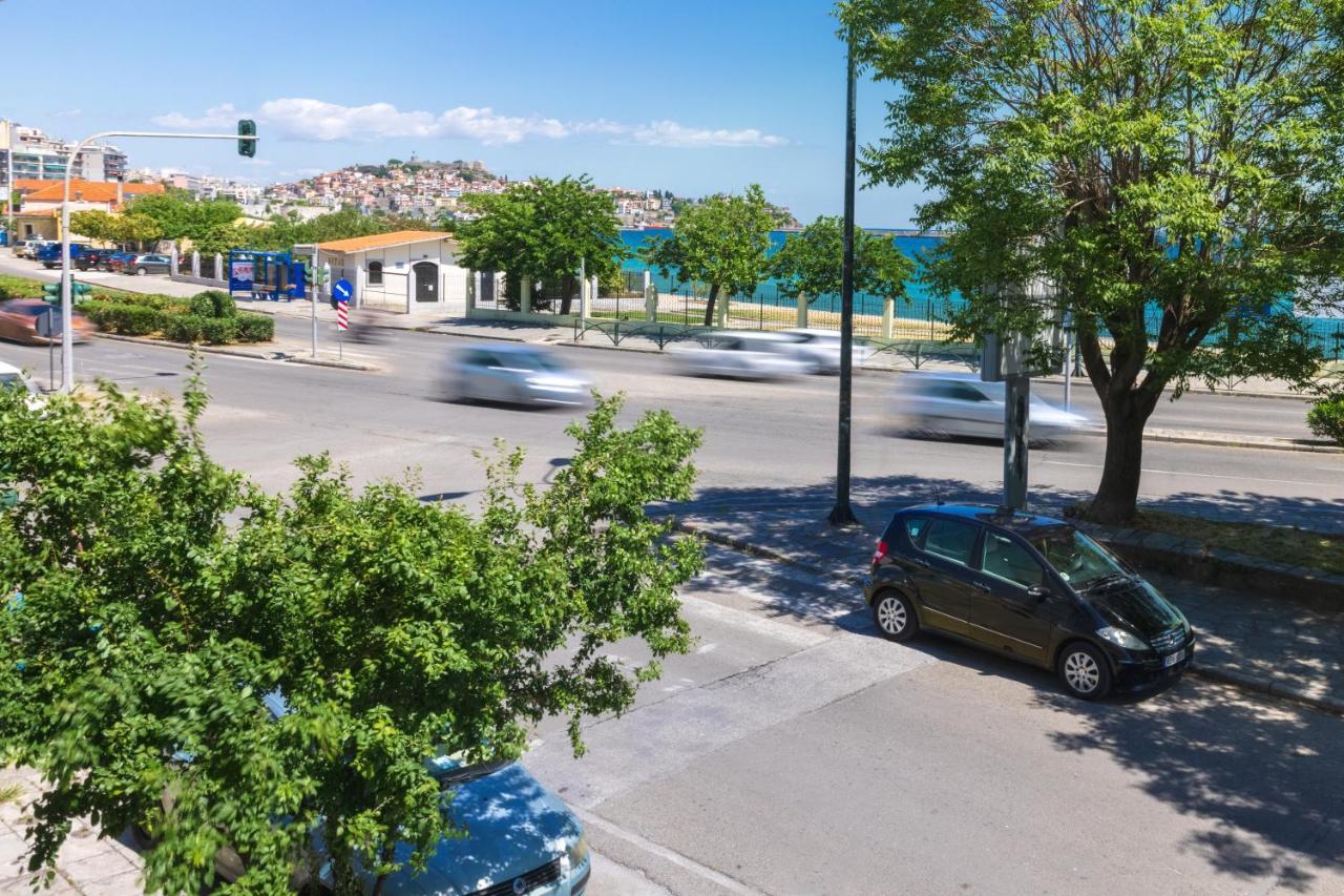 Adell Miramare Golden Loft Apartment